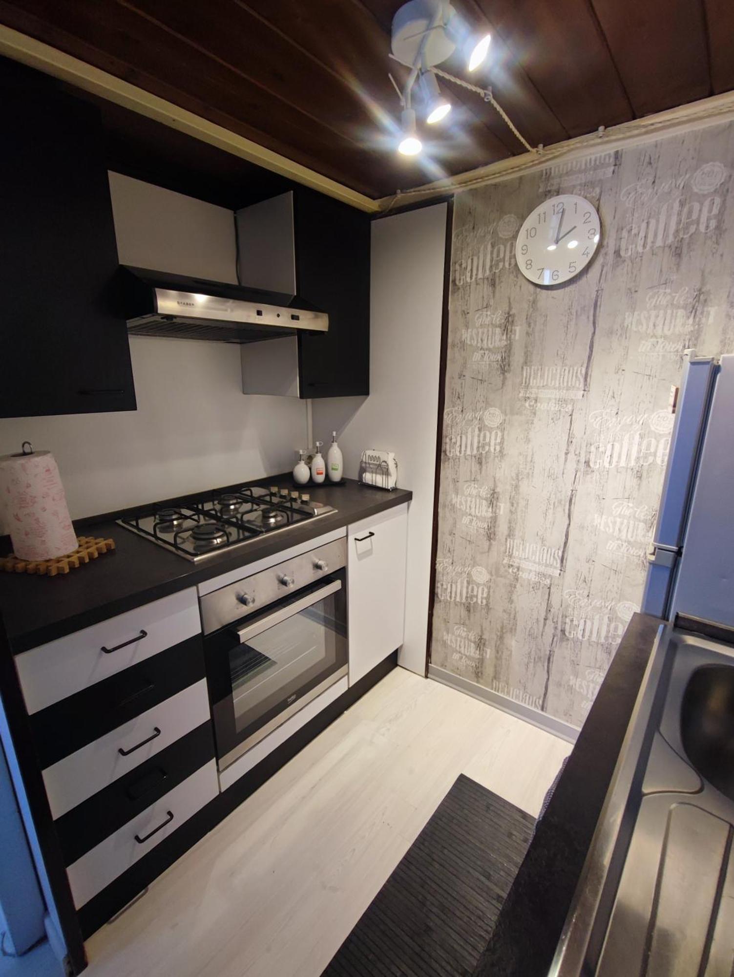 Little Home Trani Bagian luar foto